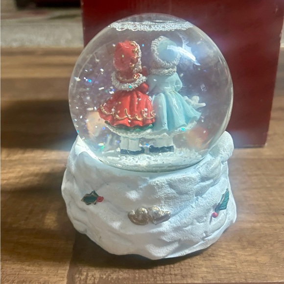 San Francisco Music Box • Snow Globe • Vintage • Santa Cherish Thoughts  • Video - Picture 11 of 16